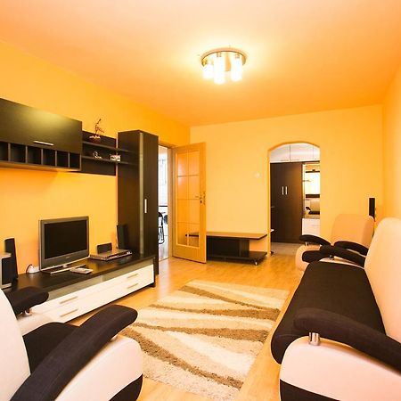 Sky Residence Bucharest Room photo