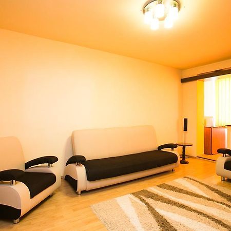 Sky Residence Bucharest Room photo