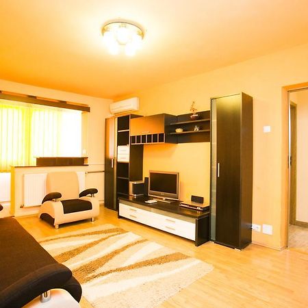 Sky Residence Bucharest Room photo