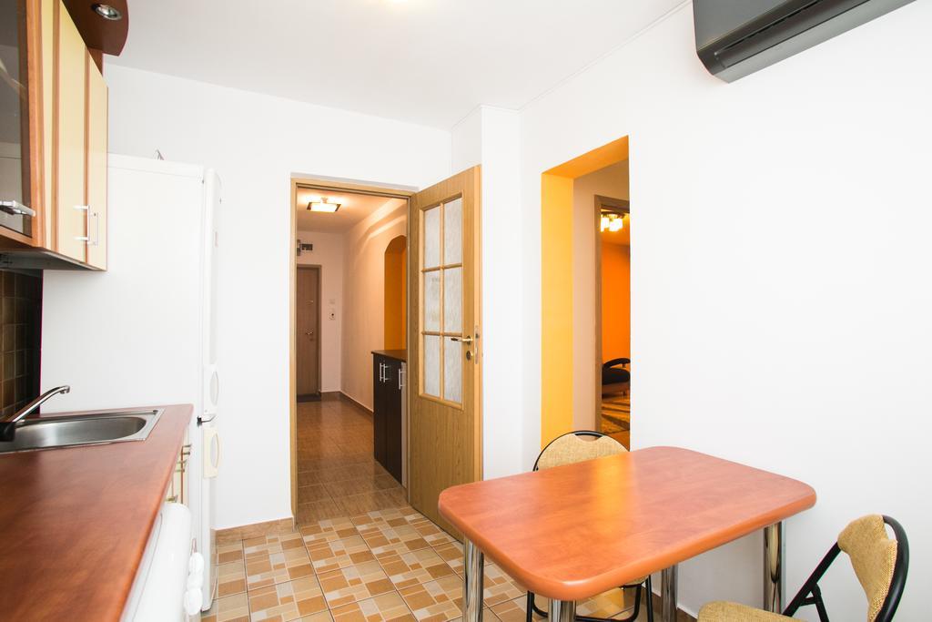Sky Residence Bucharest Room photo