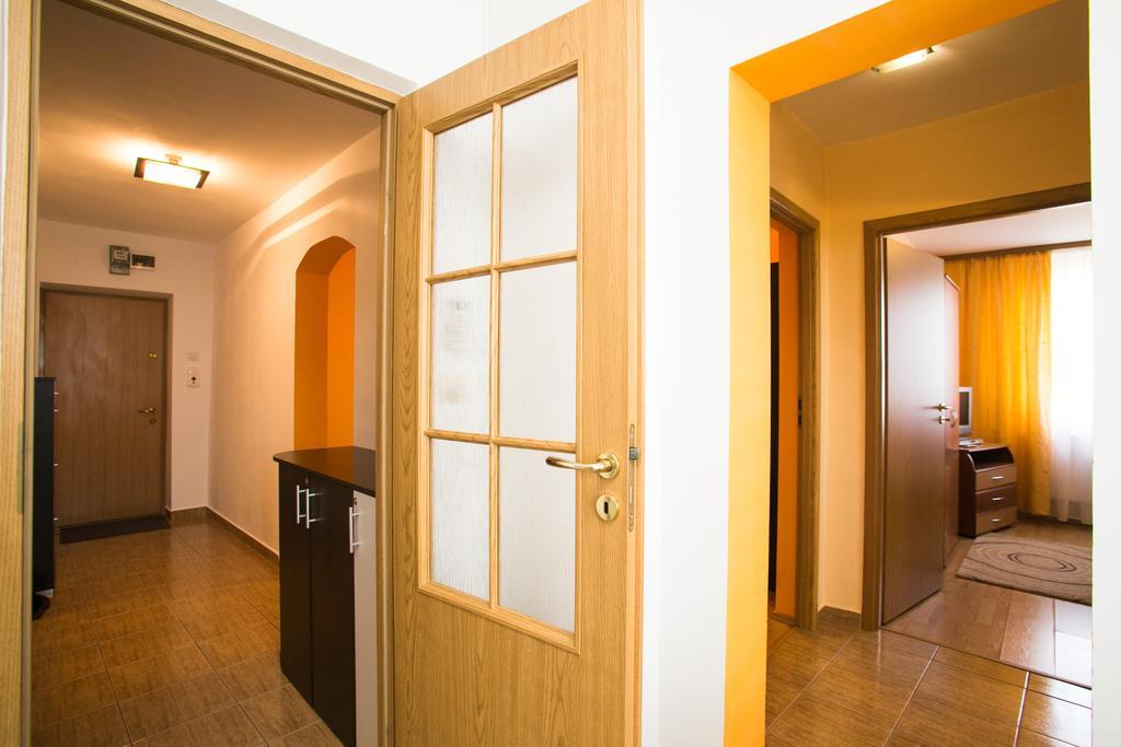 Sky Residence Bucharest Room photo